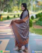 তাতে তৈরি সফট সিল্ক কাতান থ্রি পিছ - Image 3