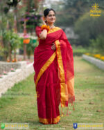 নকশীপাড় শাড়ি