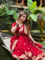নকশীপাড় শাড়ি🌸 - Image 8